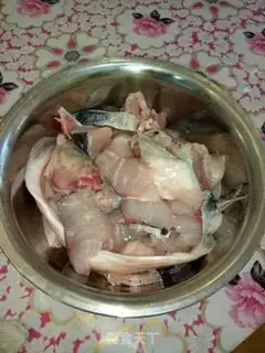 Make Sichuan boiled fish step 0