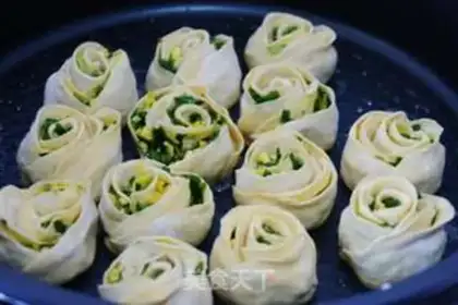 Make Hot rosy bun step 15