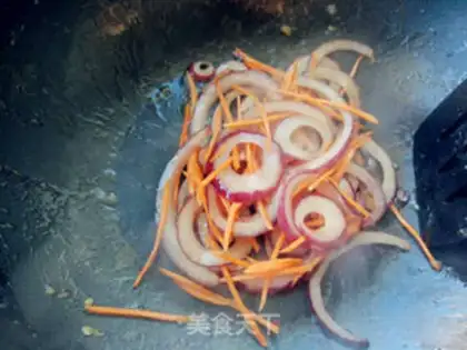 Make Onion fried eggs step 6