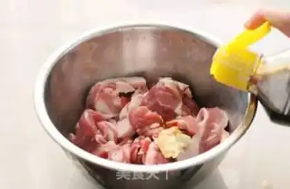 Make A lamb fan step 4