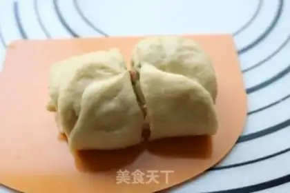 Make Sausage rose bread step 10
