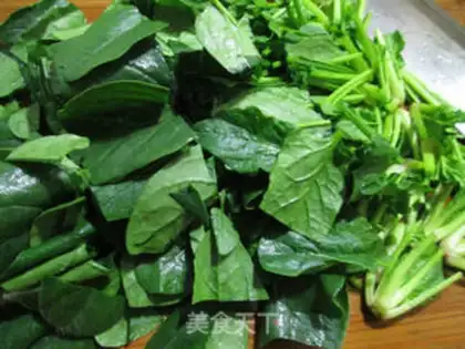 Make Piggy belly spinach step 1