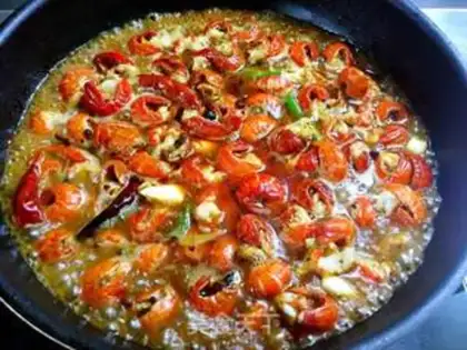 Make Spicy lobster step 3