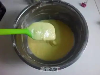 Make Strawberry muffins step 4
