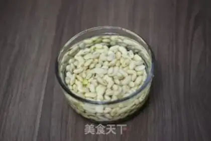 Make Soybeans, potato soy step 1