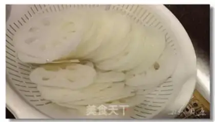 Make Red oil chips step 1