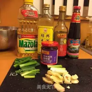 Make Crab onions step 1