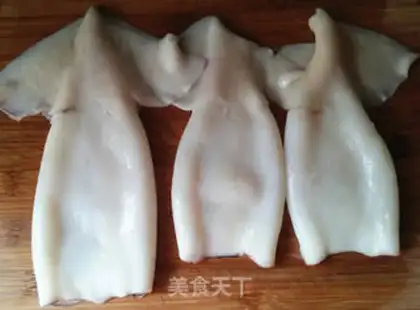 Make A fragrance of roasted squid step 1