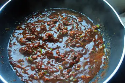 Make Homemade meat sauce and noodles step 7