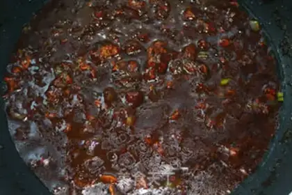 Make Homemade meat sauce and noodles step 8