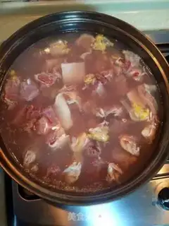 Make Red beef noodles step 1