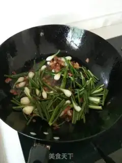 Make The gravy onions step 3