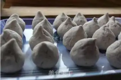 Make Potato buns step 3