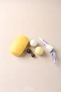 Make Chocolate bears step 0