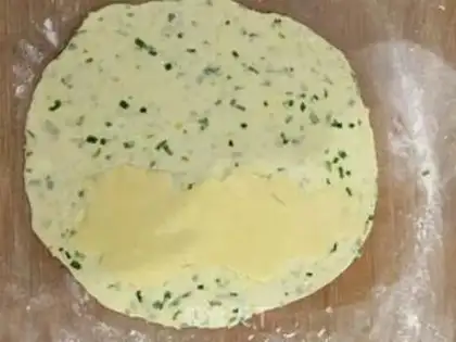Make Salted onion soda cookies step 3