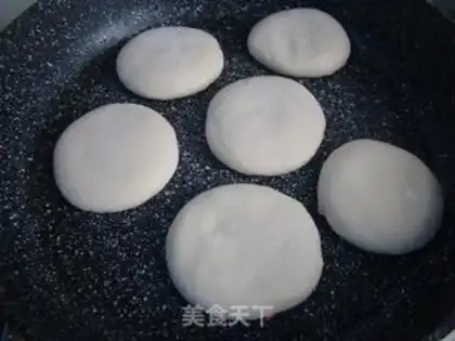 Make Potato pan helmet step 8