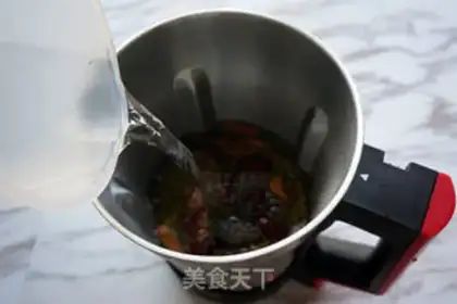 Make Red date soy sauce step 3