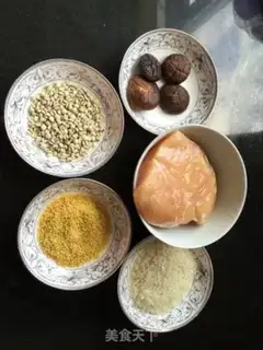 Make Porridge of mushroom rice step 0