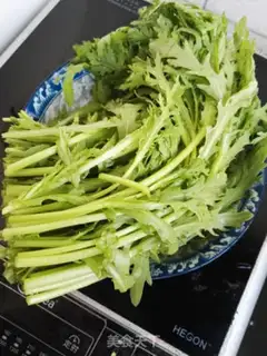Make Seafood hotpot step 18