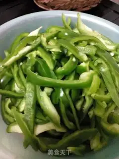 Make Cream pepper fried octopus step 0