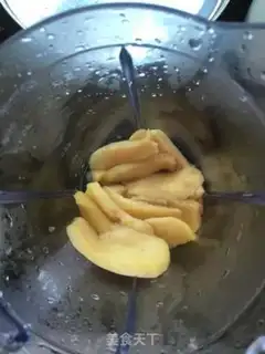 Make The baby eats apple rice step 2