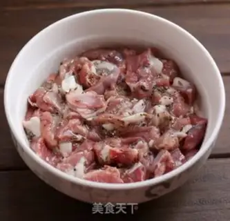 Make Hands on lamb rice step 4