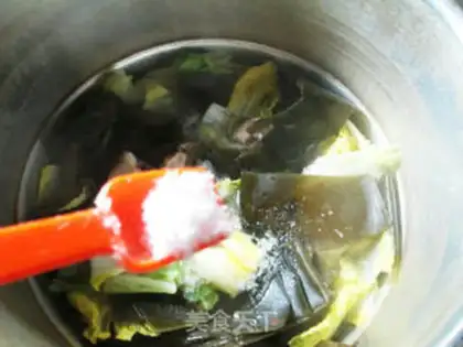 Make Seaweed broccoli soup step 7