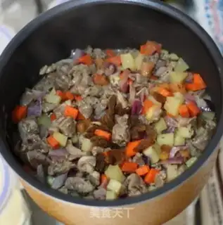 Make Hands on lamb rice step 15