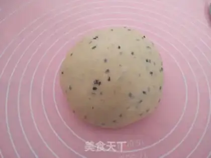 Make Black sesame toast step 1