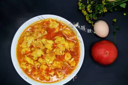 Make Tomato fried eggs step 12