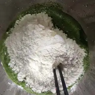 Make Tomato fried eggs step 14