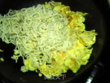 Make Onion eggs, noodle step 6