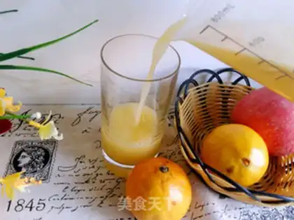 Make Fresh orange apple juice step 4