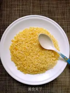 Make Gold-fried dishes step 4