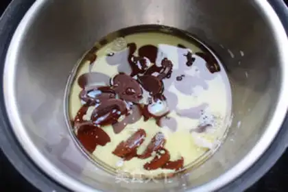 Make Chocolate twilight cake step 1