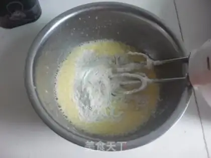Make Rose dress cake step 3