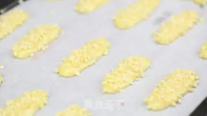Make Fruit puffs step 8