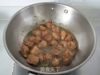 Make Hot chickens with wings step 4