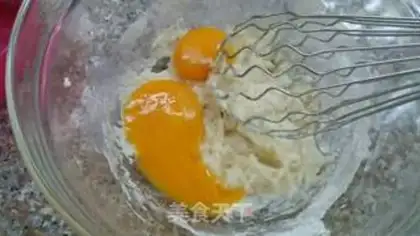 Make Little duck yogurt cake step 3