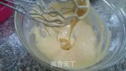 Make Little duck yogurt cake step 5