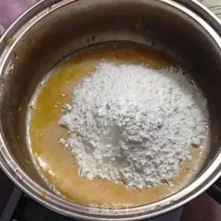 Make Orange Madeleine step 3