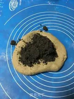 Make All wheat cream, black and sesame step 2