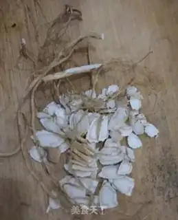 Make Chicken soup from Long White Mountain step 2