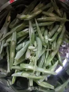 Make Spaghetti beans step 0