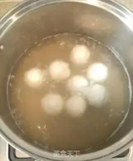 Make Rose honey soup step 3