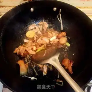 Make Crab mushrooms and fried meat step 3