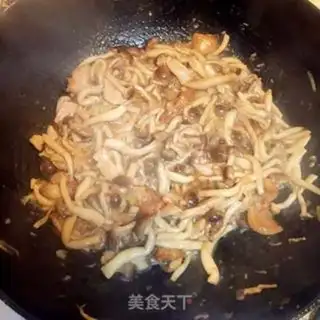 Make Crab mushrooms and fried meat step 5