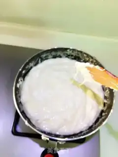 Make Cow roll cookies step 1
