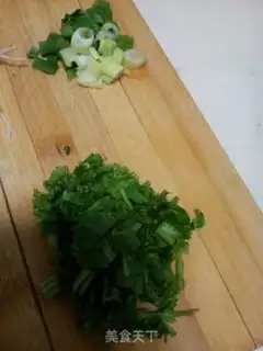 Make Gold needle mushroom soup step 1