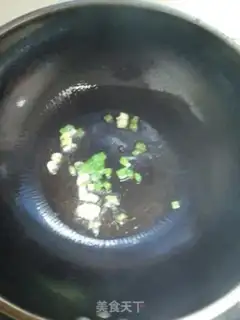 Make Gold needle mushroom soup step 2
